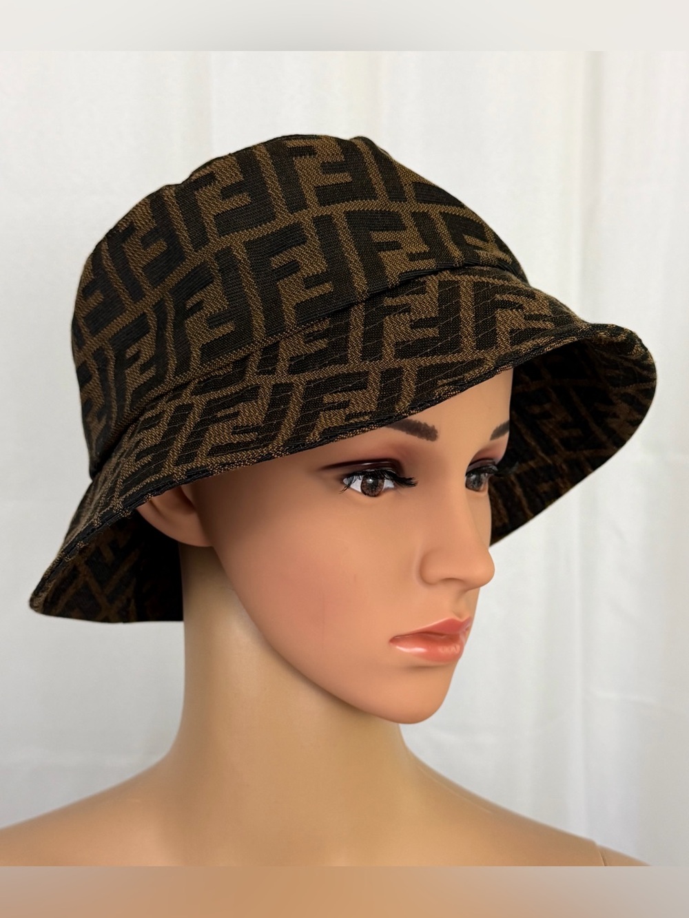 Fendi Unisex Brown Monogram Textile Bucket Hat/Made in Italy Excellent Condition - Picture 10 of 10